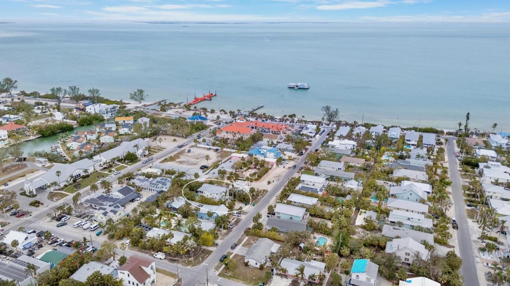 Lighthouse Lagoon Villa Anna Maria Exterior photo